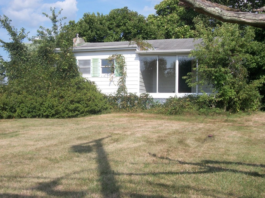 391 Ceylon Rd, Fairdale, PA 15320