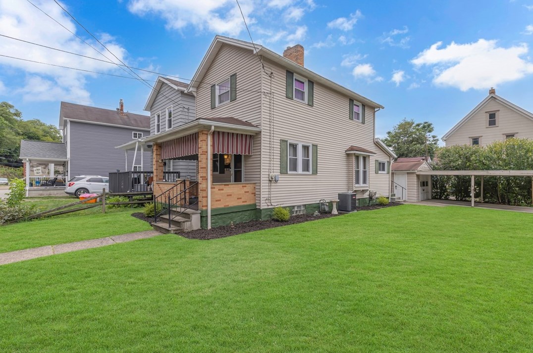 554 13th Ave, New Brighton, PA 15066