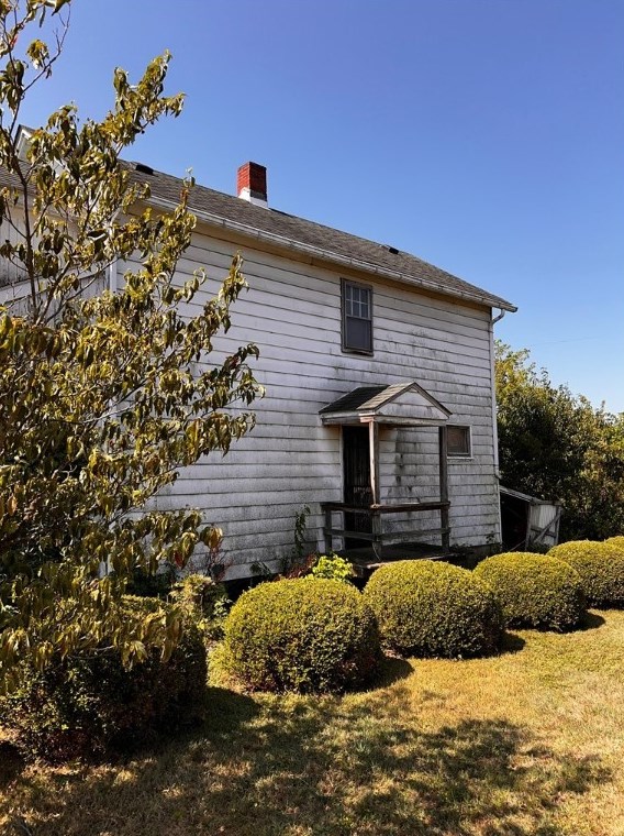 107 N Seslar St, Jeannette, PA 15644
