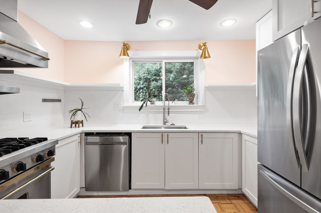 2264 Lehigh St, Pittsburgh, PA 15218
