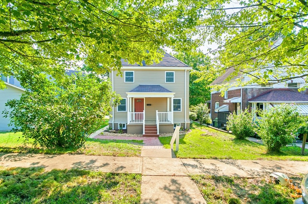 702 Westmoreland Ave, Jeannette, PA 15644