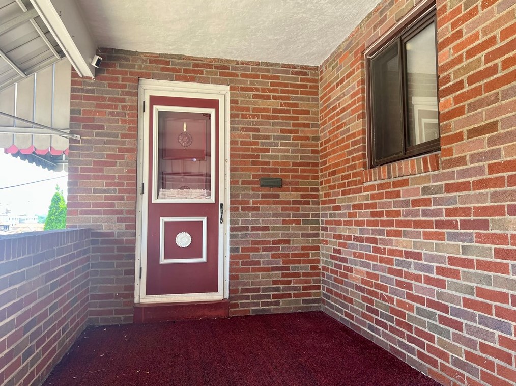 1204 Oakridge St, Pittsburgh, PA 15226
