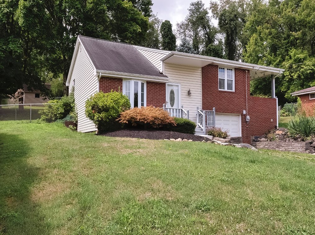 4004 Finleyville Elrama Rd, Finleyville, PA 15332