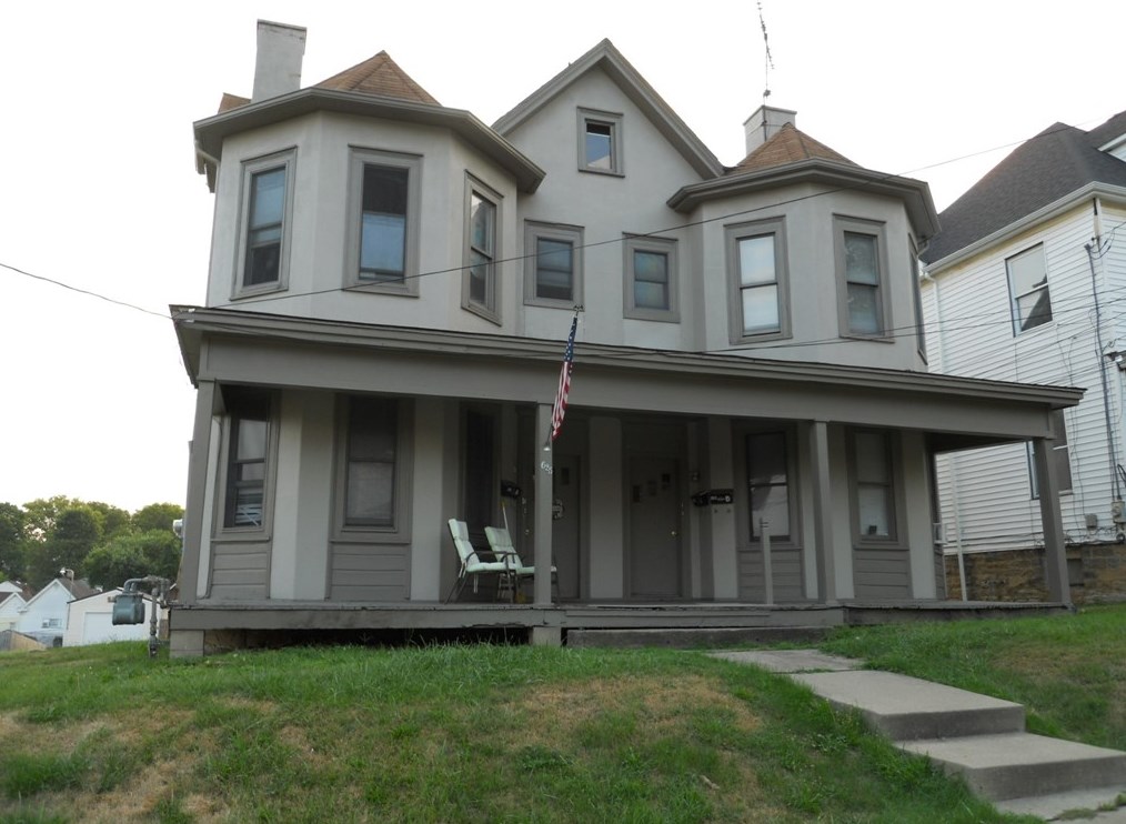 625 N Main St, Washington, PA 15301