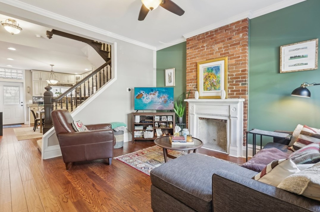 4020 Willow St, Pittsburgh, PA 15201