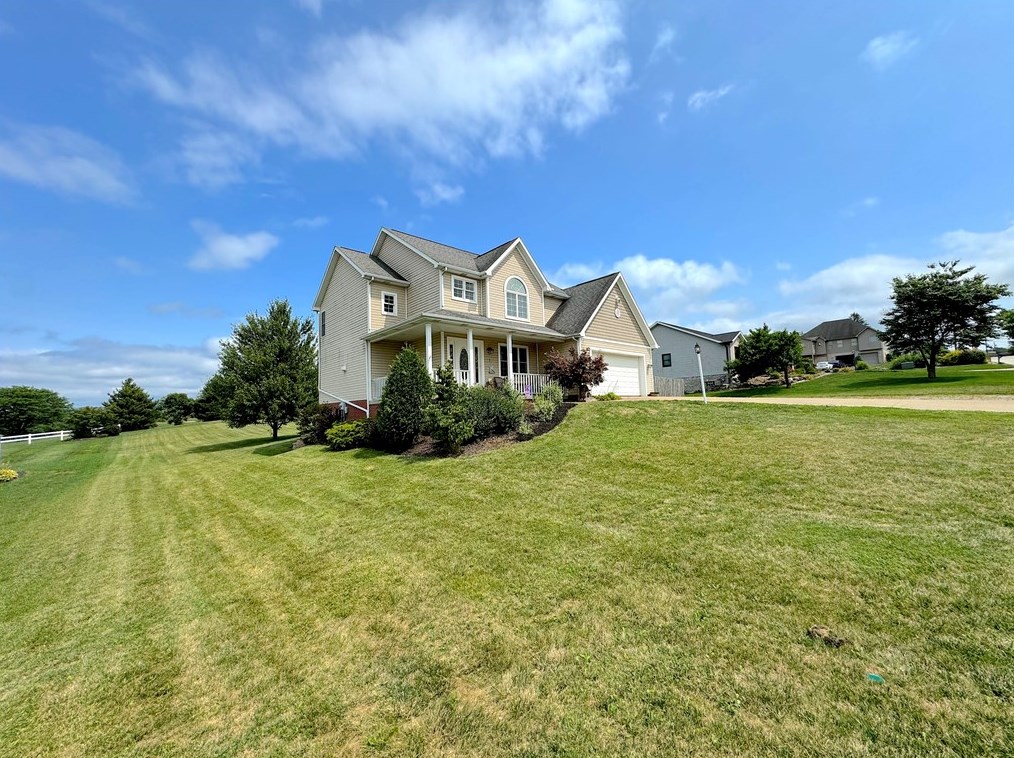 114 Lentz Rd, Latrobe, PA 15650