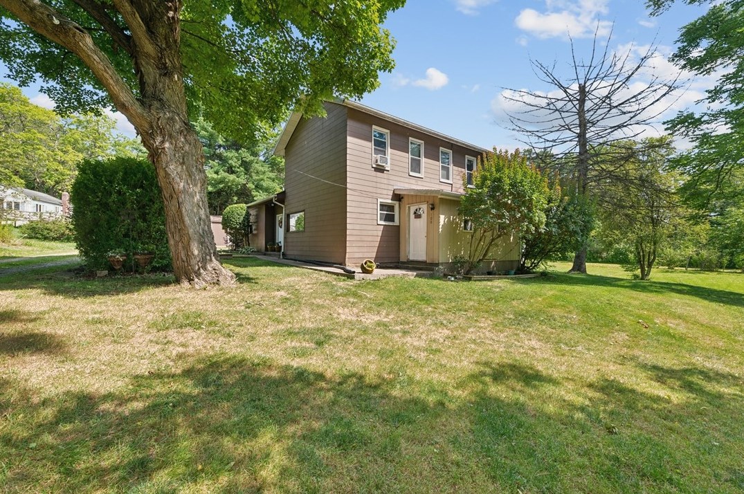 106 Wagner Ln, Spring Church, PA 15686