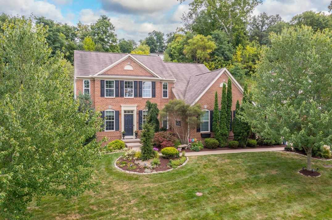 226 Overlook Dr, Canonsburg, PA 15317
