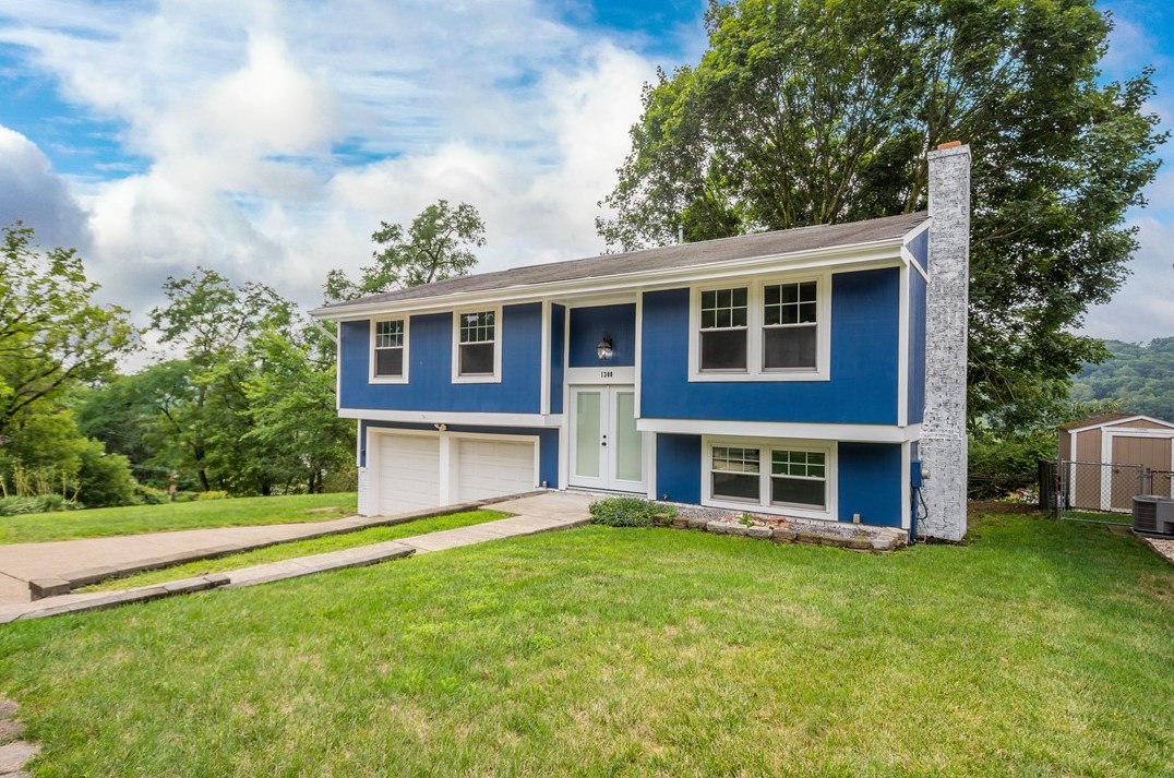 1300 Greenhill Rd Ext, Pittsburgh, PA 15209