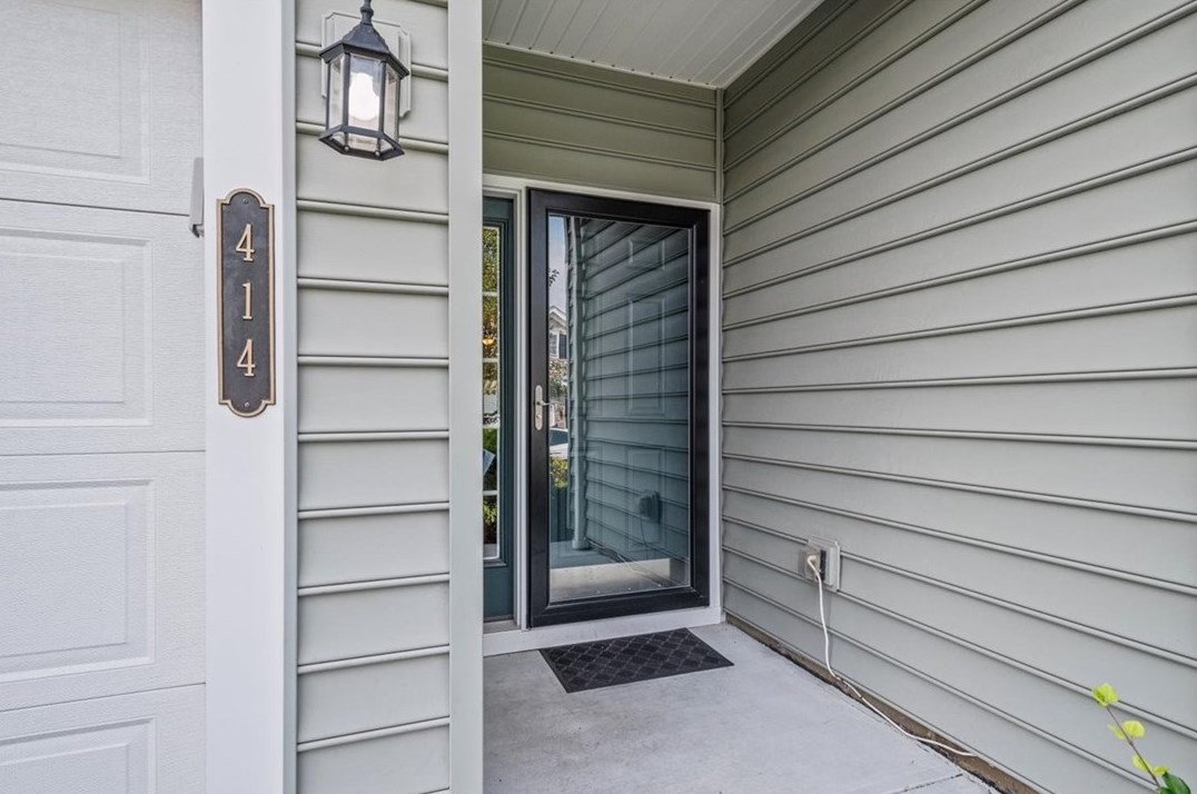 414 Independence Ln, Freedom, PA 15042