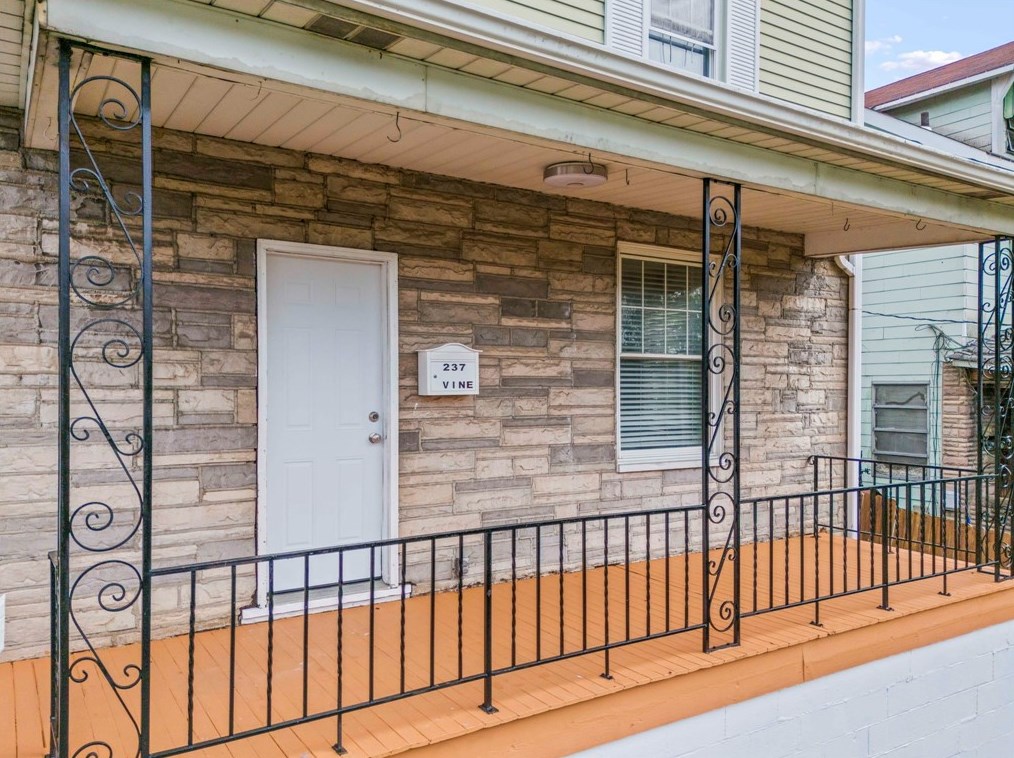 237 Vine St, Canonsburg, PA 15317