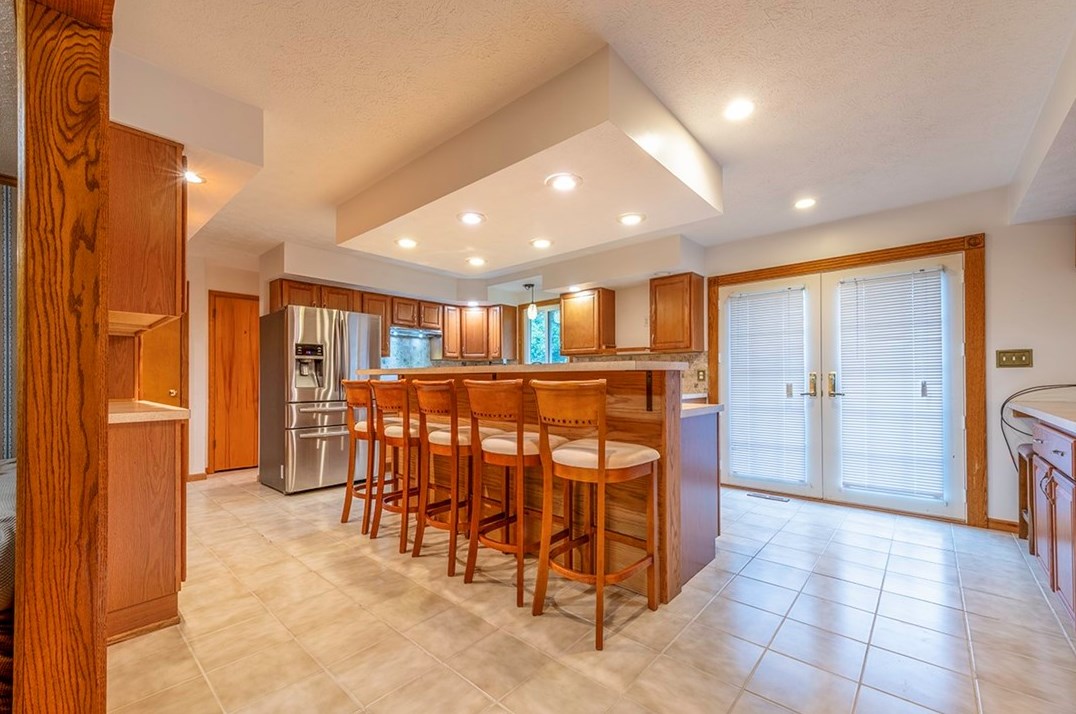 27 Buena Vista, Greenville, PA 16125
