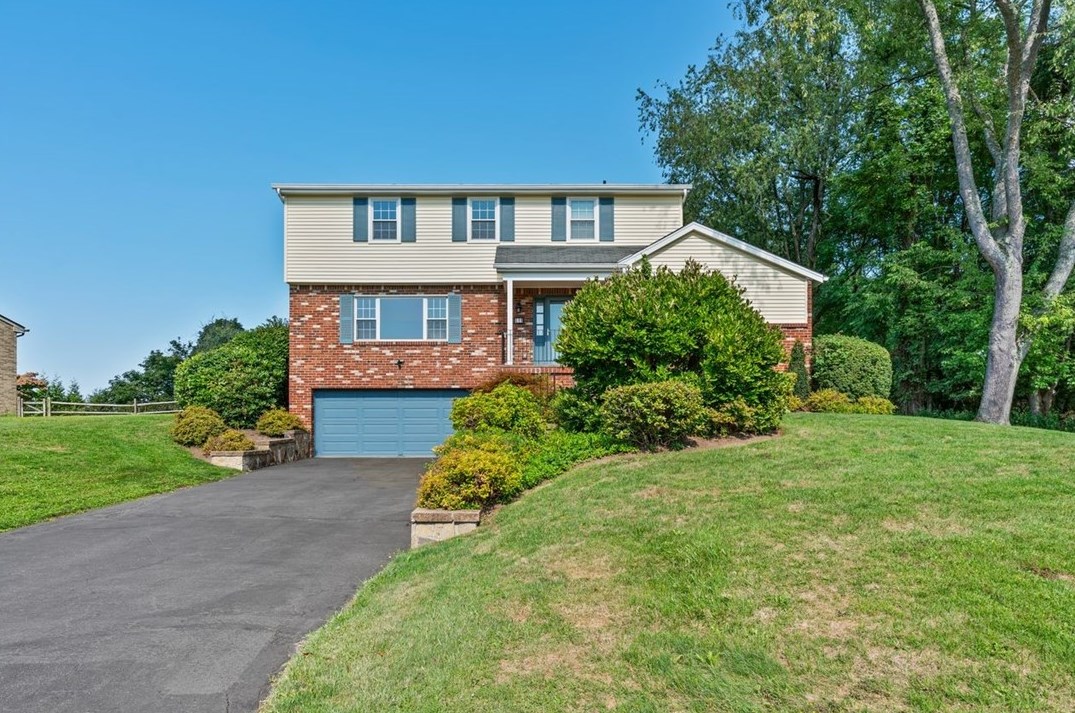 111 Emily Dr, Pittsburgh, PA 15215