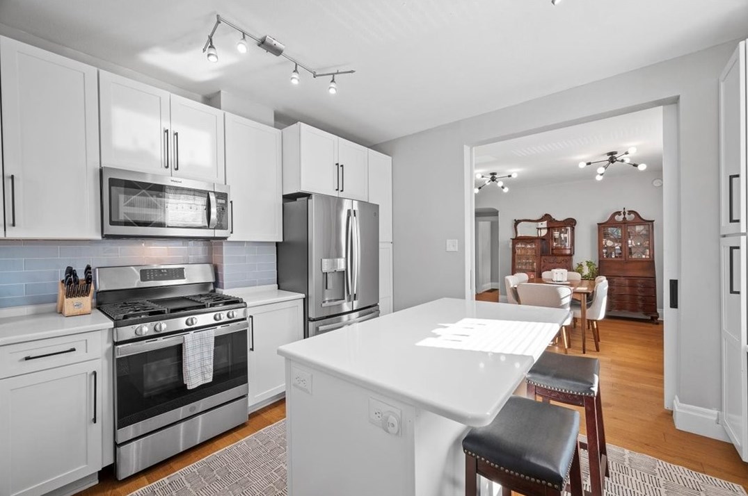 5824 Bryant St, Pittsburgh PA  15206-1604 exterior