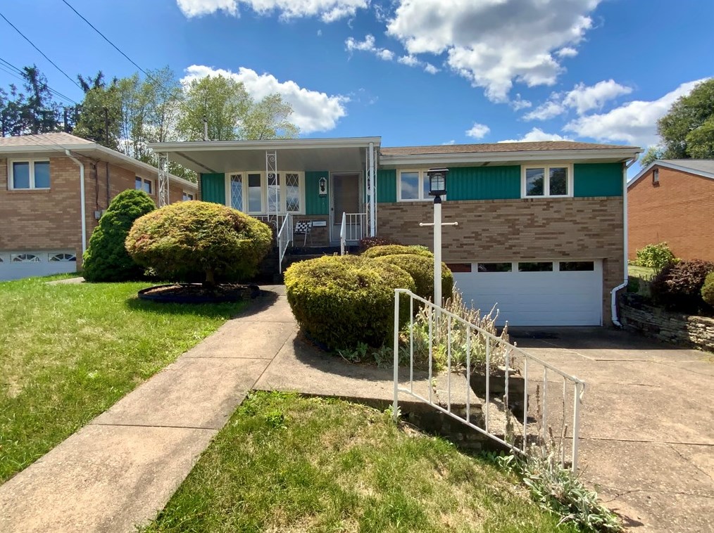 3049 Fadette St, Pittsburgh, PA 15204