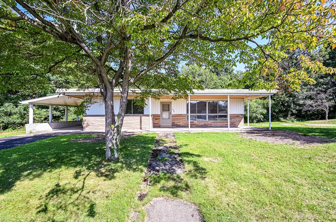 450 Edward St, Latrobe, PA 15650