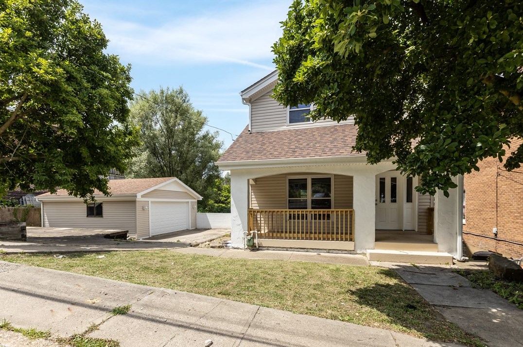 934 Berry St, Pittsburgh, PA 15204