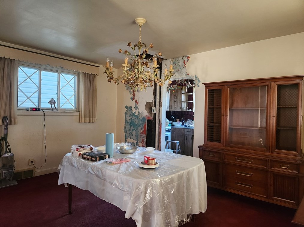 314 Lowell St, Vandergrift PA  15690-1550 exterior