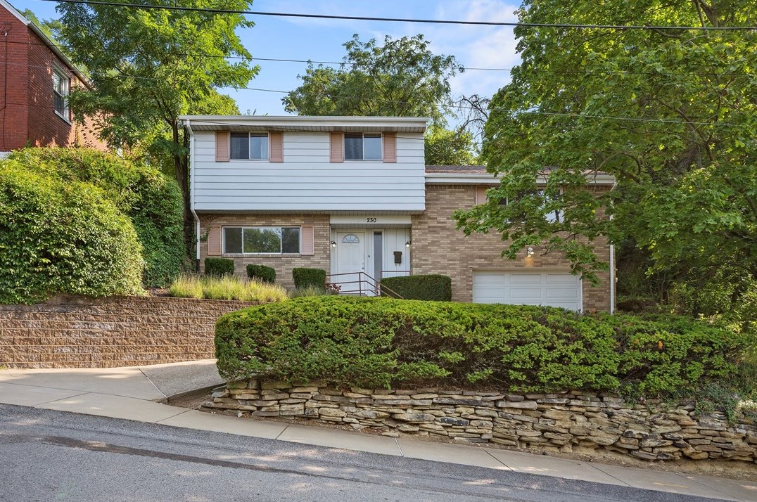 230 Woods Ave, Pittsburgh, PA 15202