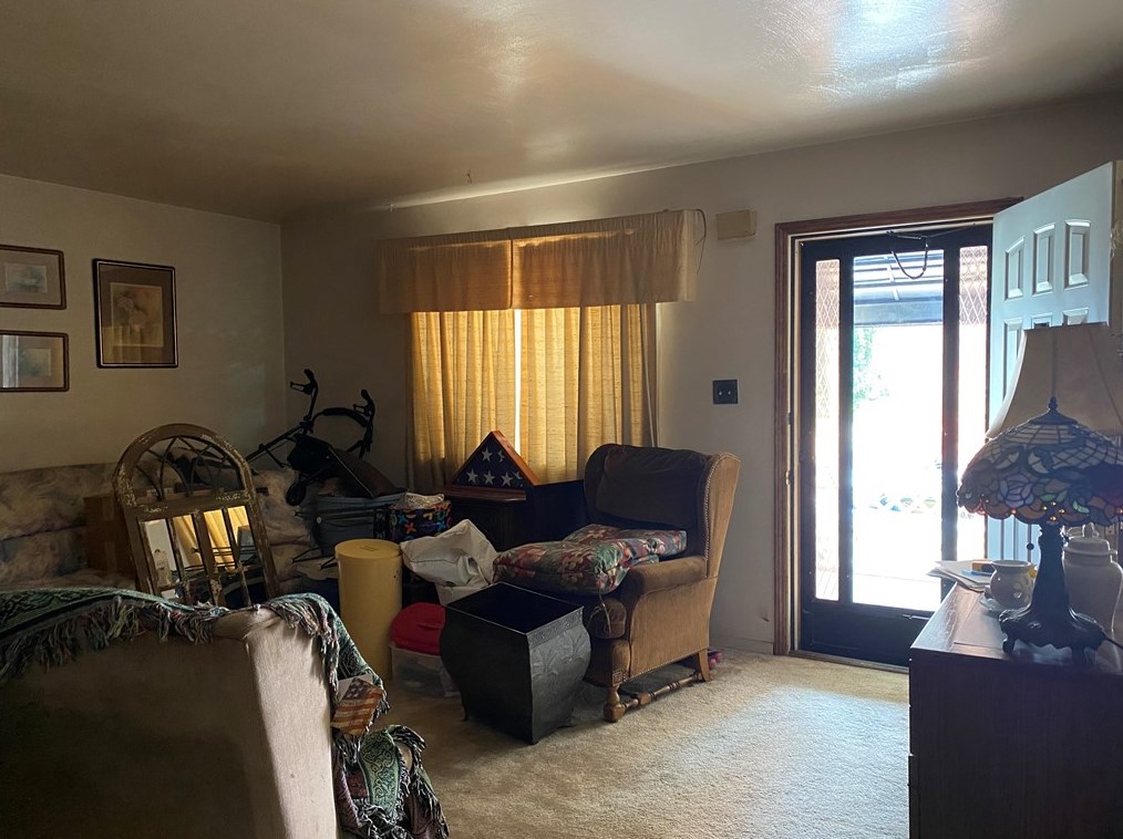 217 Catalpa St, New Kensington, PA 15068