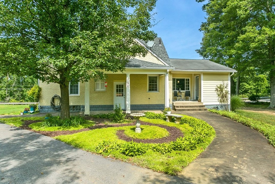 155 Mill St, Saltsburg, PA 15681