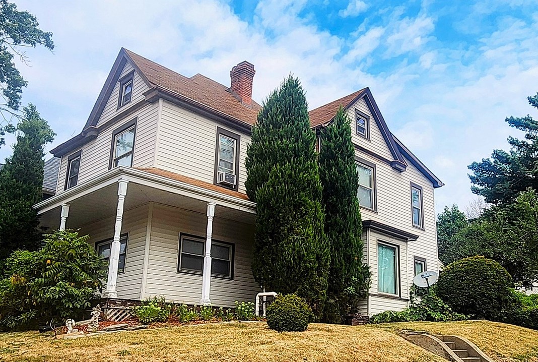 400 Allison Ave, Washington, PA 15301
