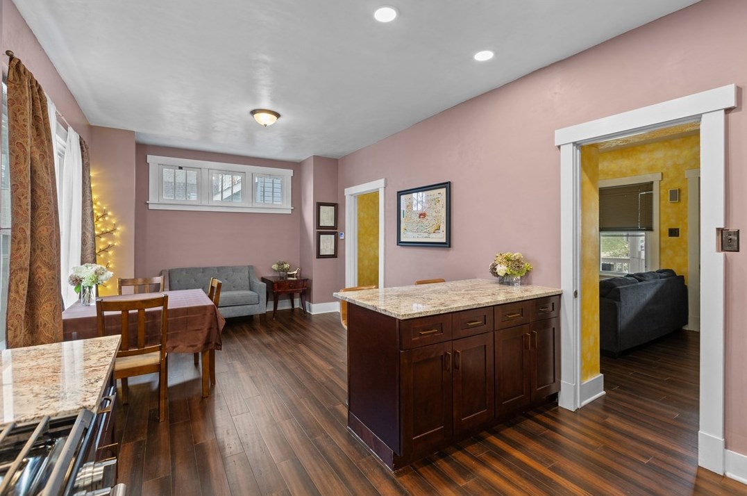 1323 State Ave, Moon Twp PA 15108-2017 exterior