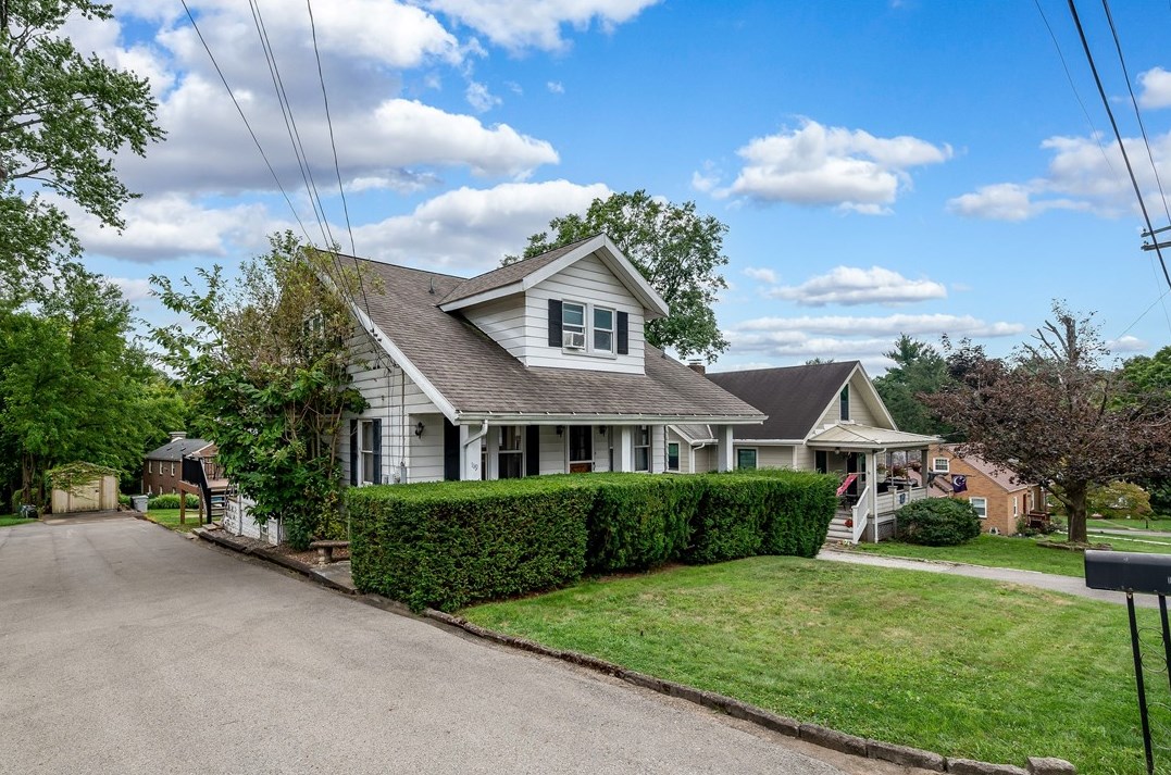 119 Hoffman St, Glenshaw, PA 15116
