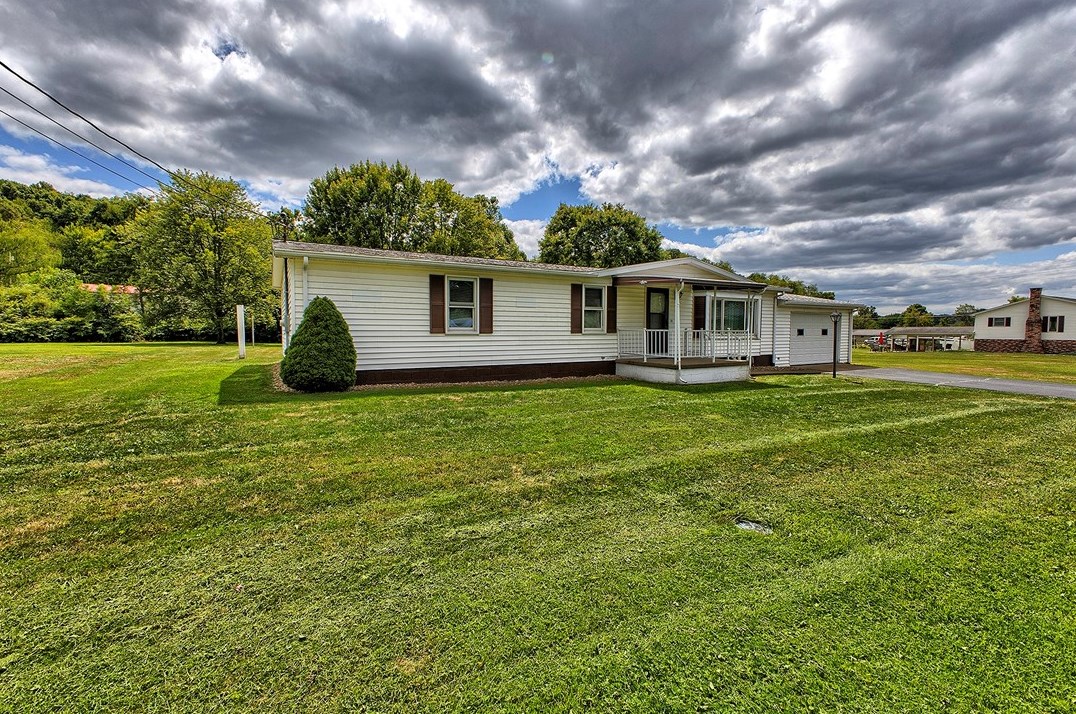 234 Shenandoah Rd, Connellsville, PA 15425