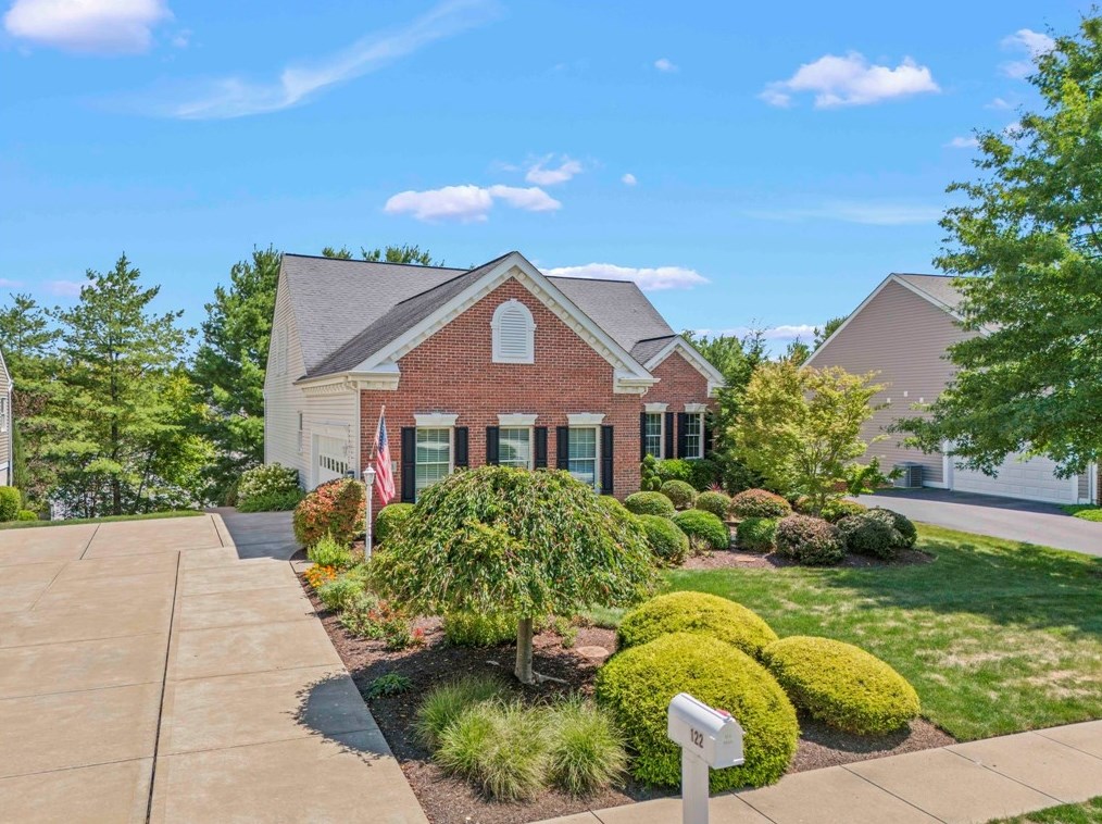 122 Driftwood Dr, Canonsburg, PA 15317