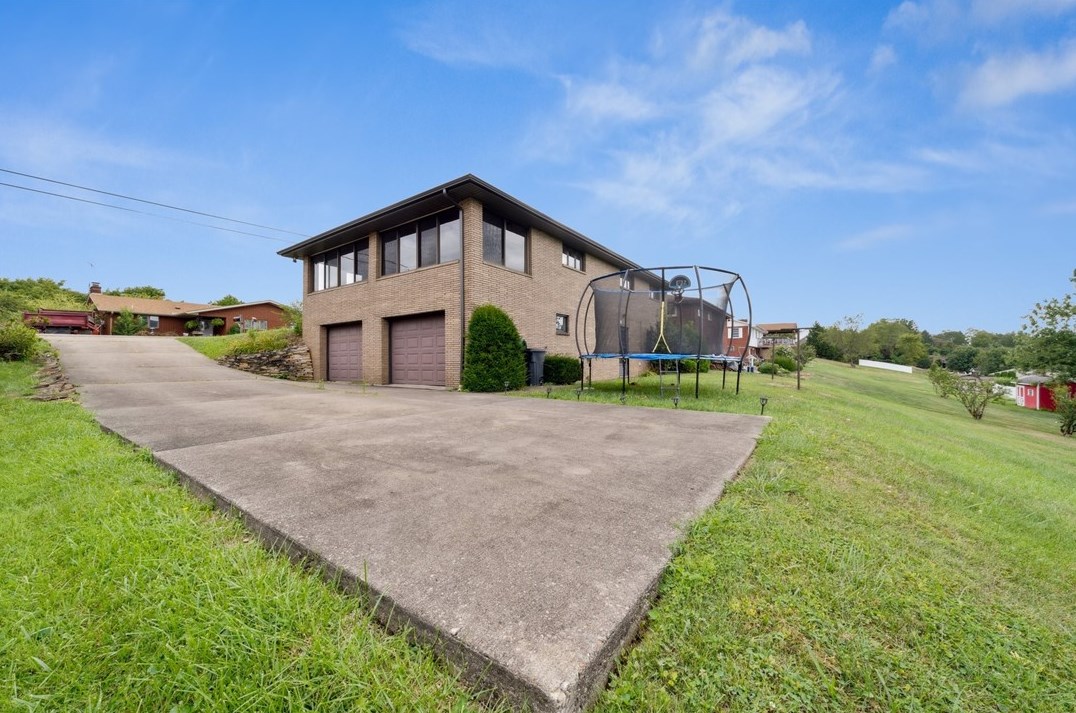 110 Tower St, Monongahela, PA 15063