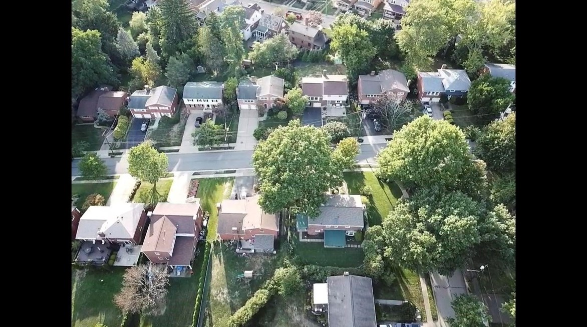 909 Lovingston Dr, Pittsburgh PA  15216-1731 exterior