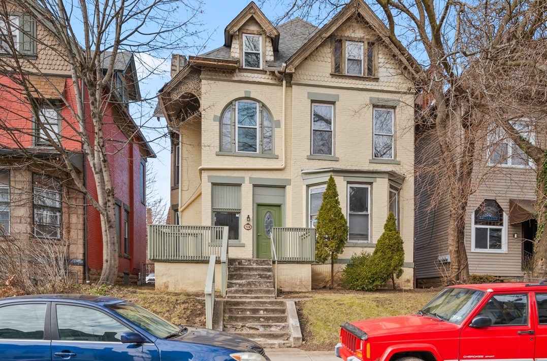 328 Amber St, Pittsburgh, PA 15206