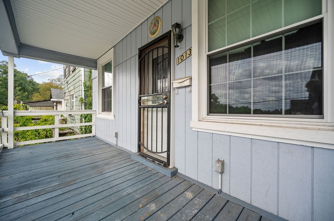 1013 Delaware Ave, Pittsburgh, PA 15221