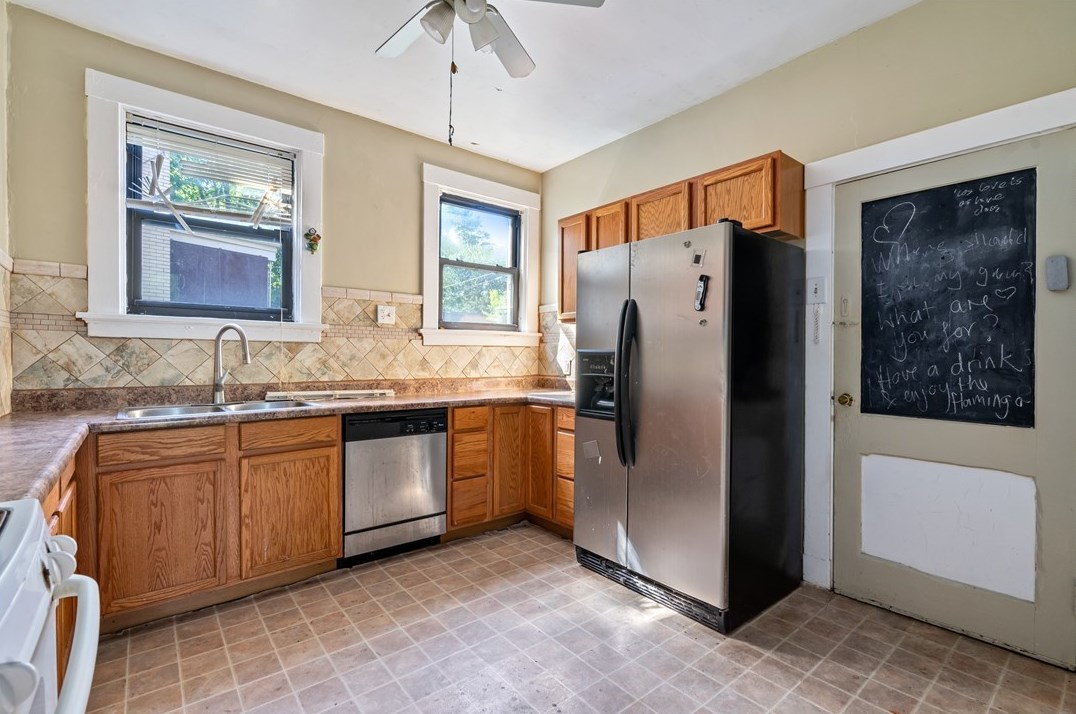 6473 Monitor St, Pittsburgh PA 15217-2719 exterior