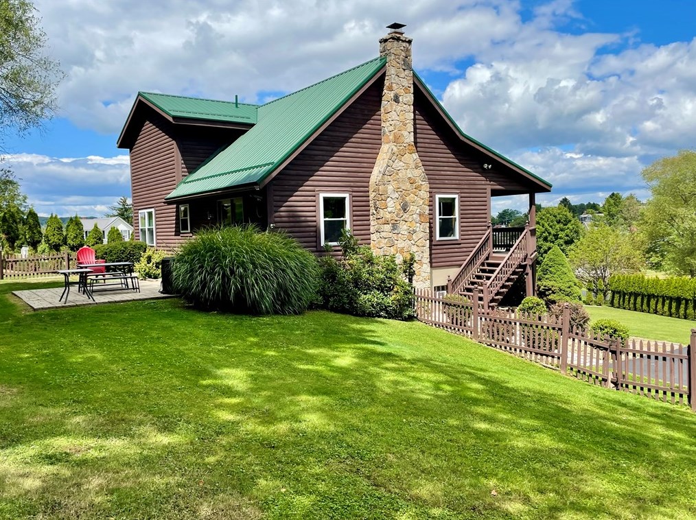 271 Cherry Ln, Somerset, PA 15501