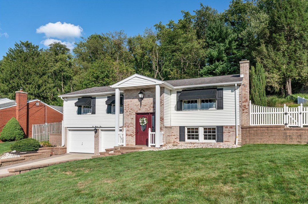 203 S Thompson, North Huntingdon, PA 15642