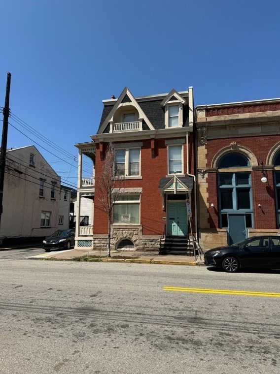 94 S 18th St #1, Pittsburgh, PA 15203