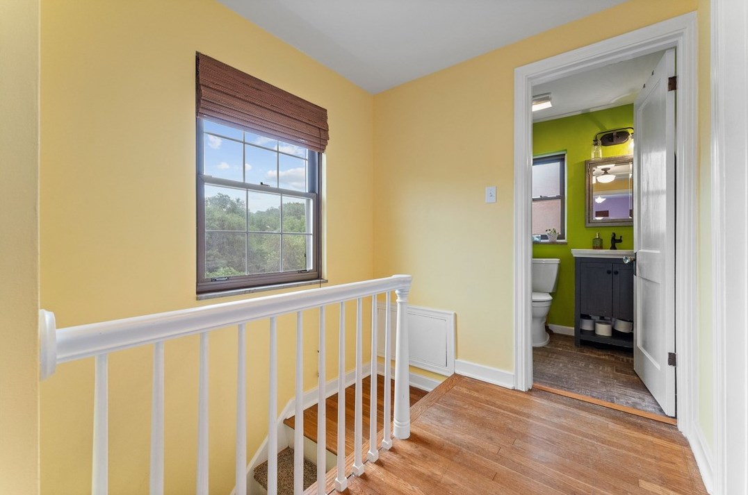 1440 Chislett St, Pittsburgh PA  15206-1309 exterior