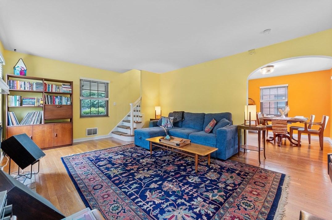 1440 Chislett St, Pittsburgh PA  15206-1309 exterior