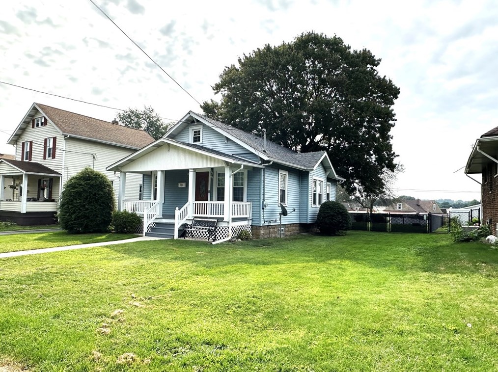 714 Earl Ave, New Kensington, PA 15068