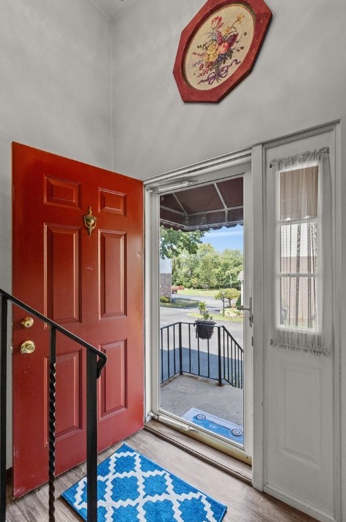 160 Woodstone Ln, New Kensington, PA 15068