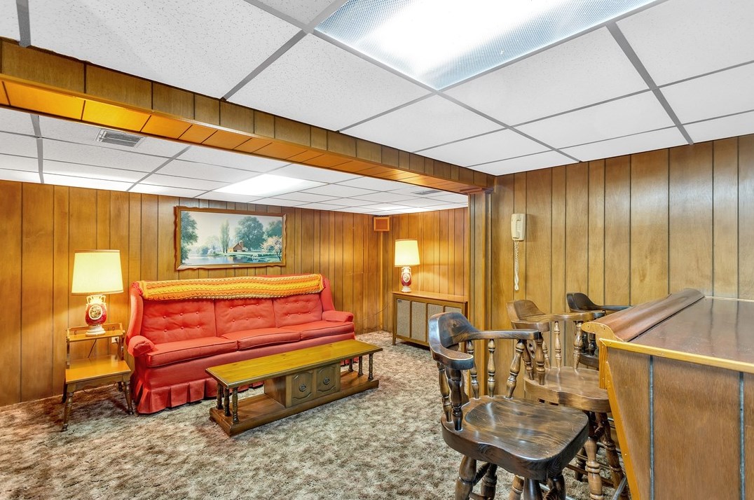 149 Longvue Dr, Pittsburgh PA 15122-1941 exterior