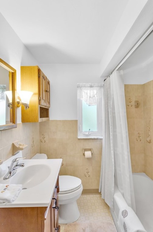 149 Longvue Dr, Pittsburgh PA 15122-1941 exterior