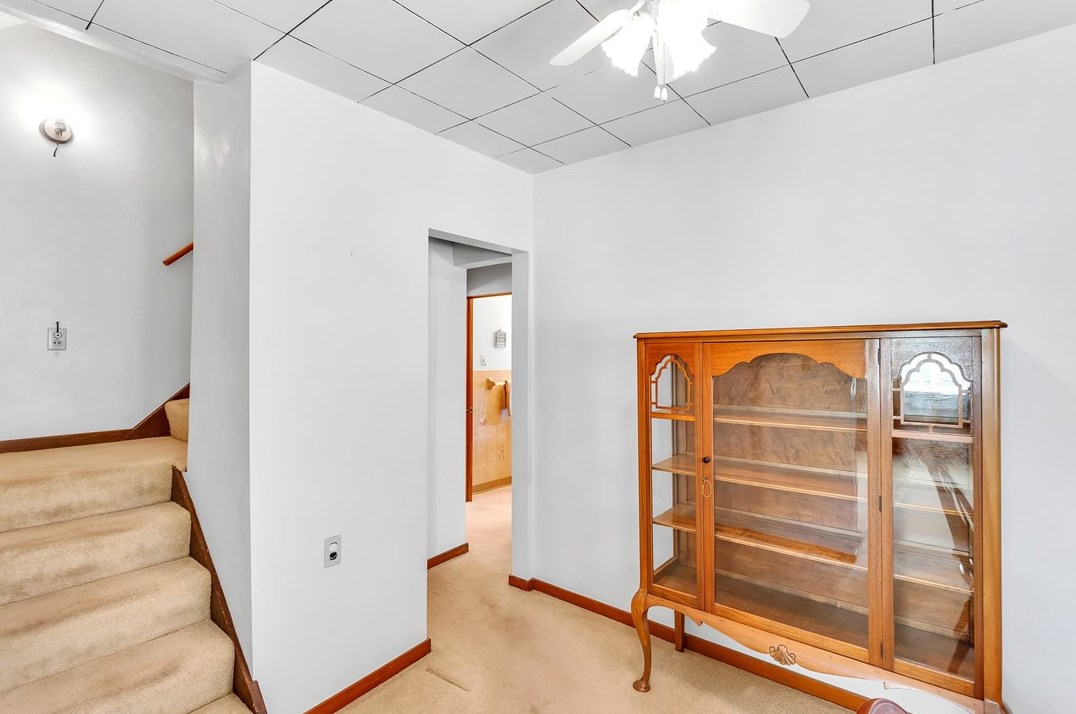 149 Longvue Dr, Pittsburgh PA 15122-1941 exterior