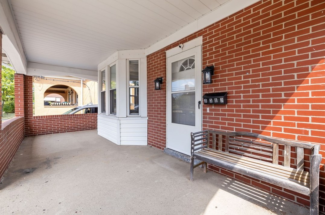 3307 Willett Rd, Pittsburgh, PA 15227-4205