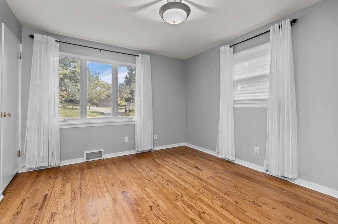 558 Pat Hvn Dr, Pittsburgh PA 15243-1726 exterior