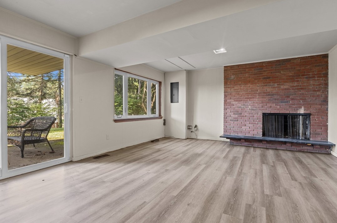 558 Pat Hvn Dr, Pittsburgh PA 15243-1726 exterior