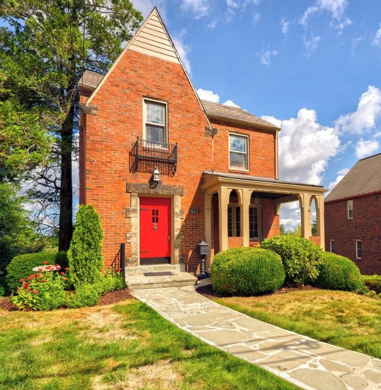 642 Royce Ave, Pittsburgh, PA 15243