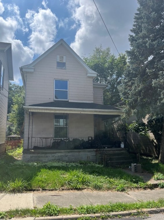 710 Brooklyn Ave, New Castle, PA 16101
